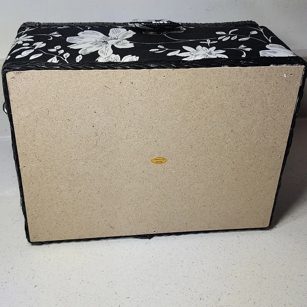 Sewing Basket Set Floral Black and White New With Tags - Picture 9 of 9